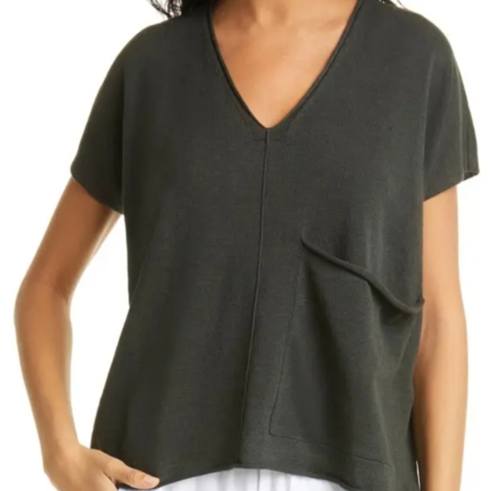 Eileen Fisher- V-Neck Short Sleeve Sweater- 1x NWT!!
